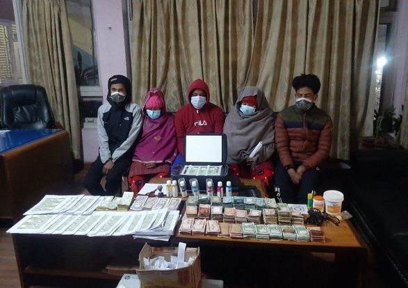 Five held with over Rs 65,000 fake currency notes in Valley