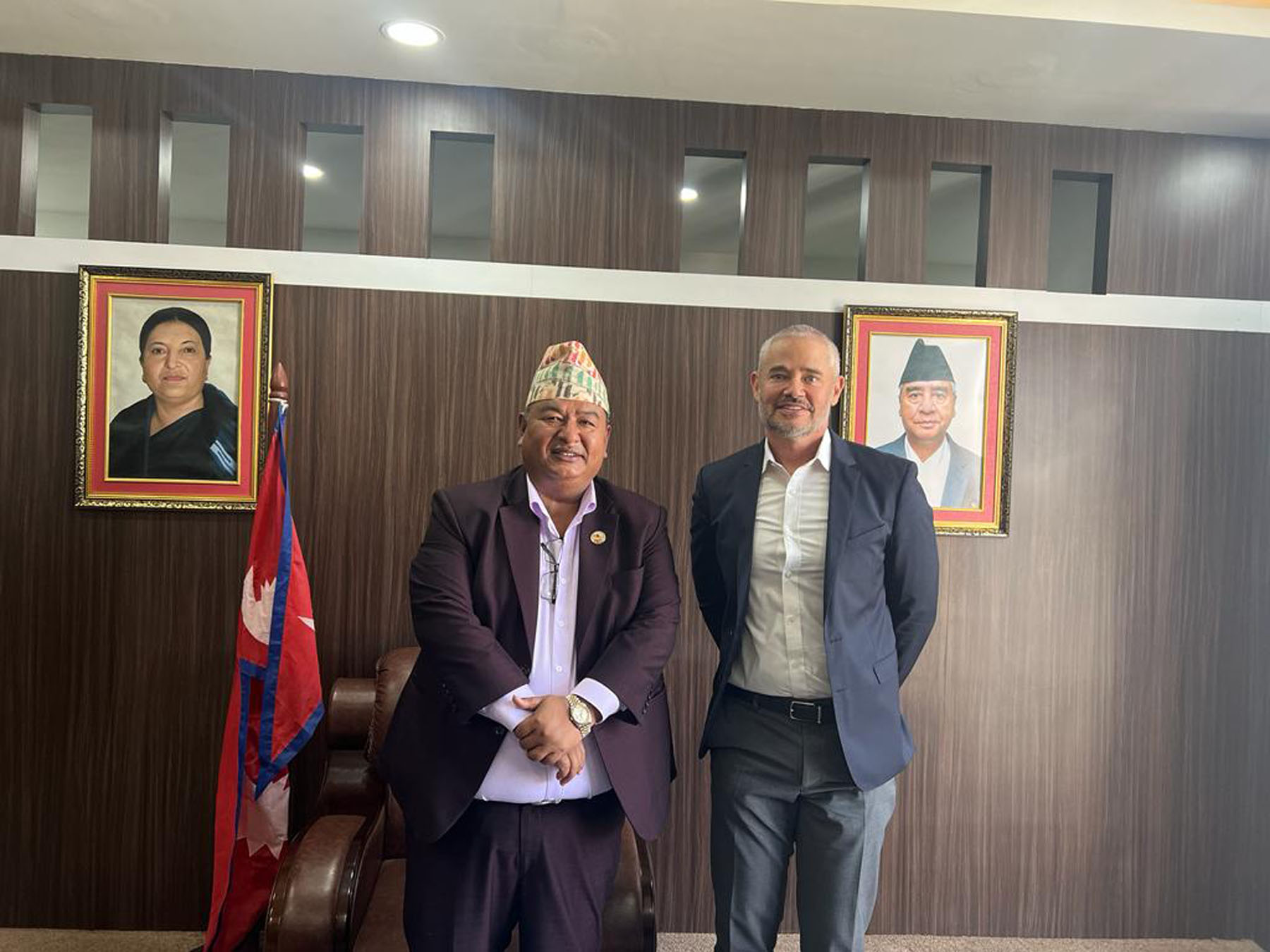 ILO Director Howard calls on Labor Minister Shrestha