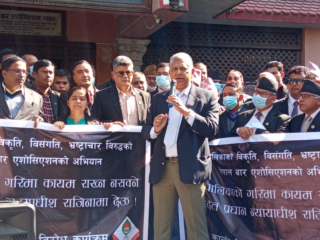 Senior Advocate Thapa challenges SC judges to issue verdicts sans participation of lawyers