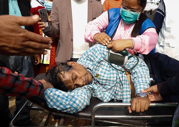Central member Yadav falls unconscious at General Convention site