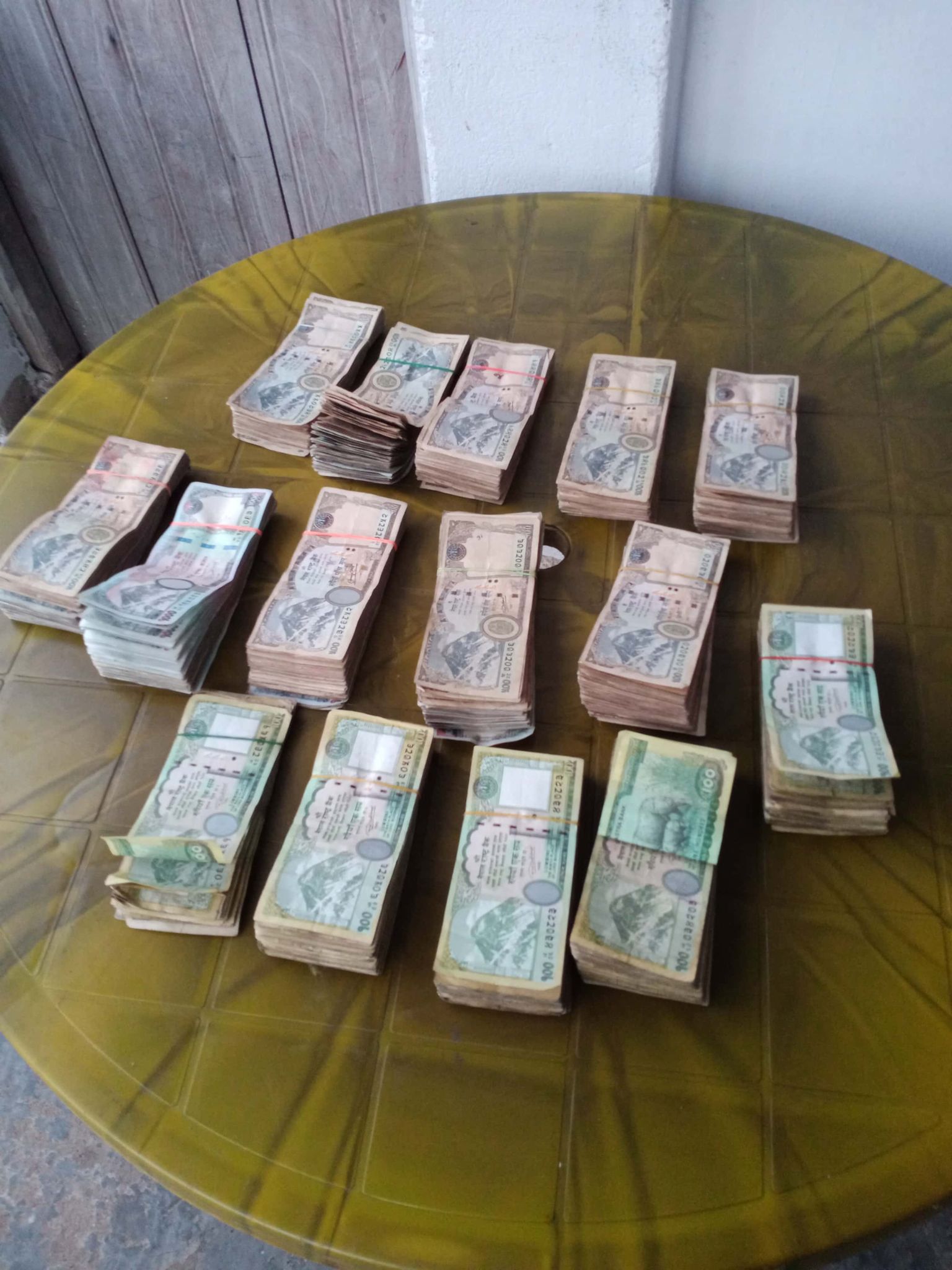 4.8 million rupees recovered from a woman going to Bhairahawa