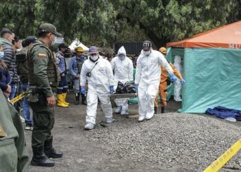13 minors killed in Columbia mine blast