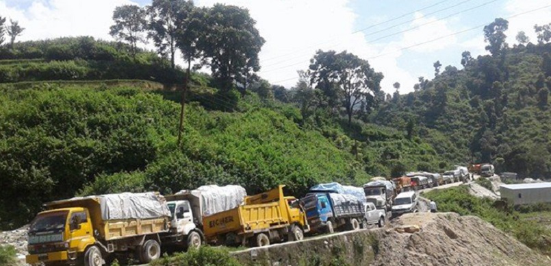 Locals of Sisdol, Bancharedanda stop trucks carrying garbage from Kathmandu