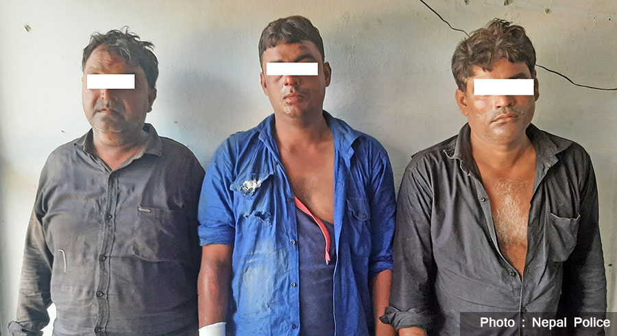 Rupandehi police nabs three Indians carrying weapons