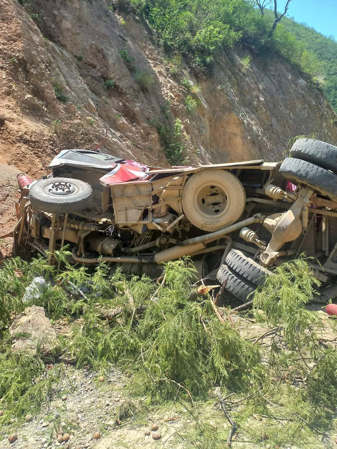 Death toll of Ramechhap bus accident climbs to 13