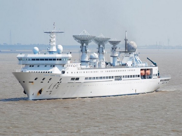 Sri Lanka allows Chinese spy ship to dock