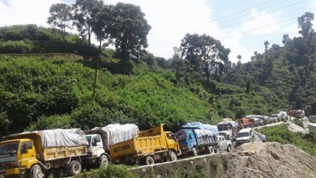 Locals vandalize 14 tippers carrying garbage in Bancharedanda