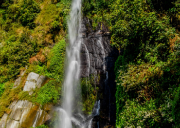 Reasons to visit Fungfunge waterfall in east Nepal