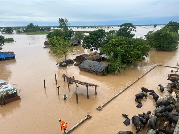 Flood inundates around 1,400 houses