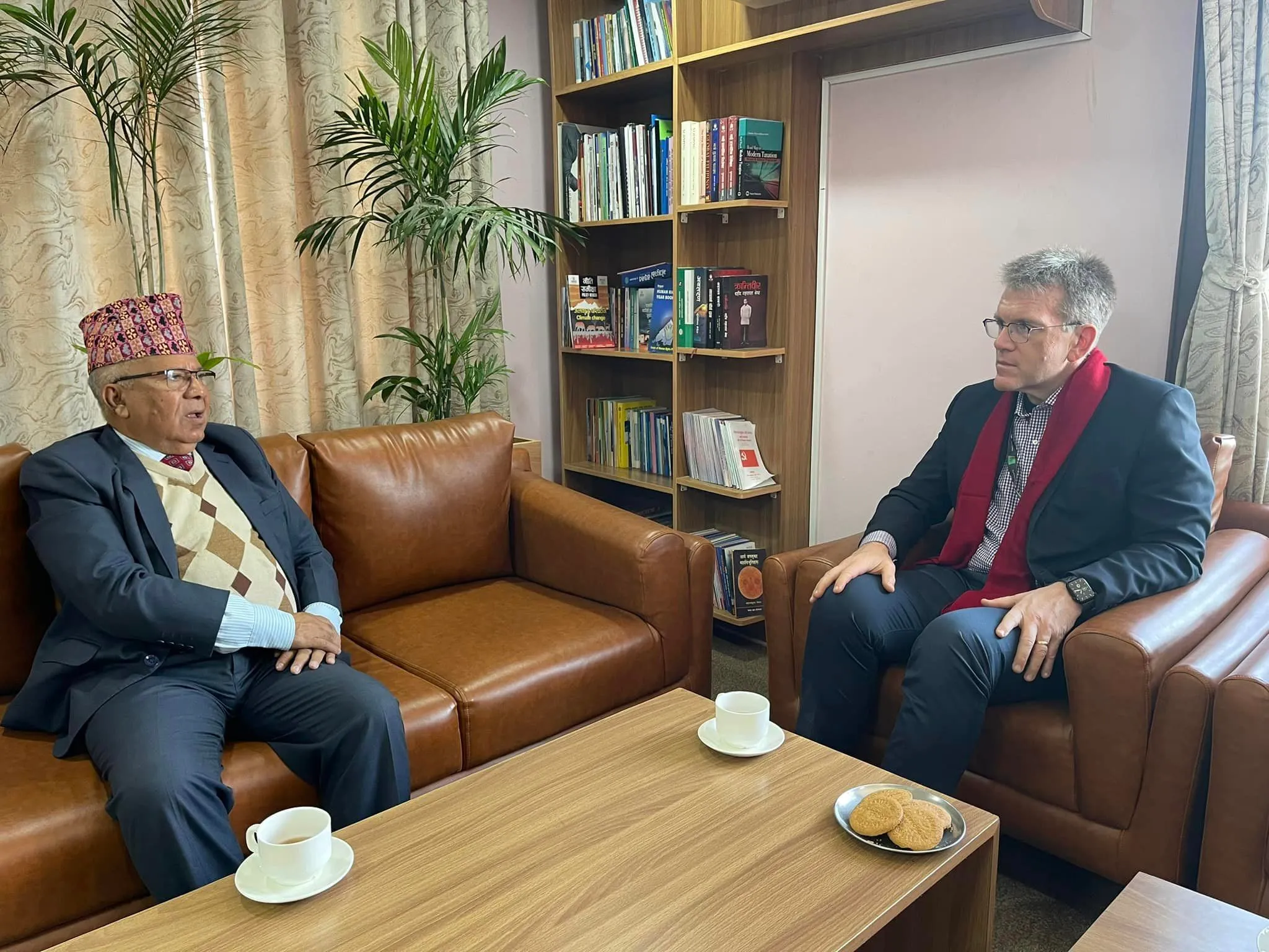 Madhav Nepal and US Ambassador Thompson hold meeting