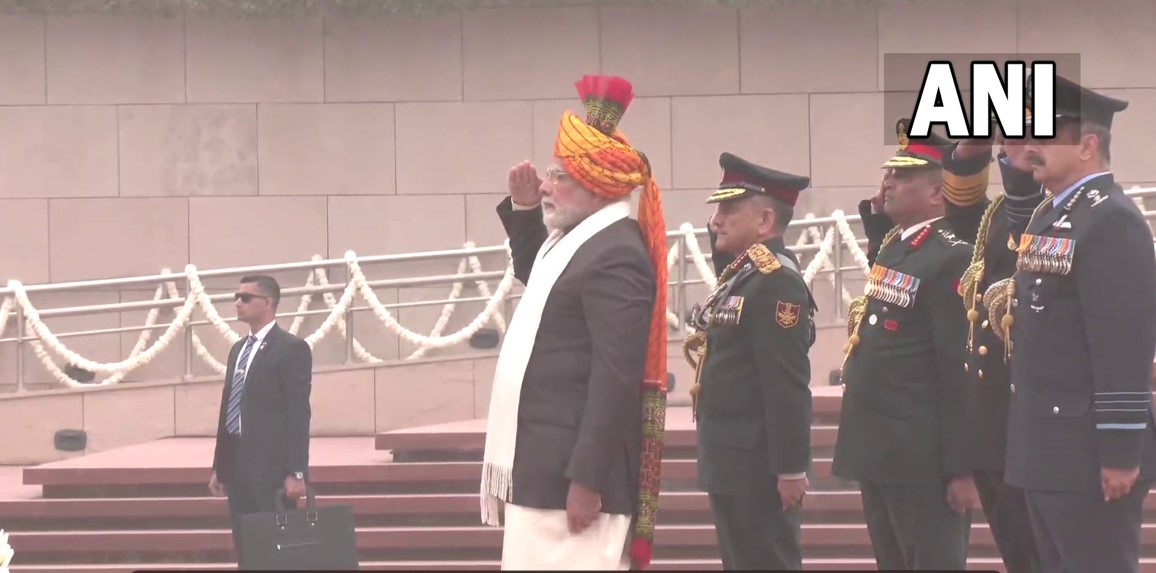 India PM Modi pays tribute to fallen soldiers at National War Memorial on Republic Day