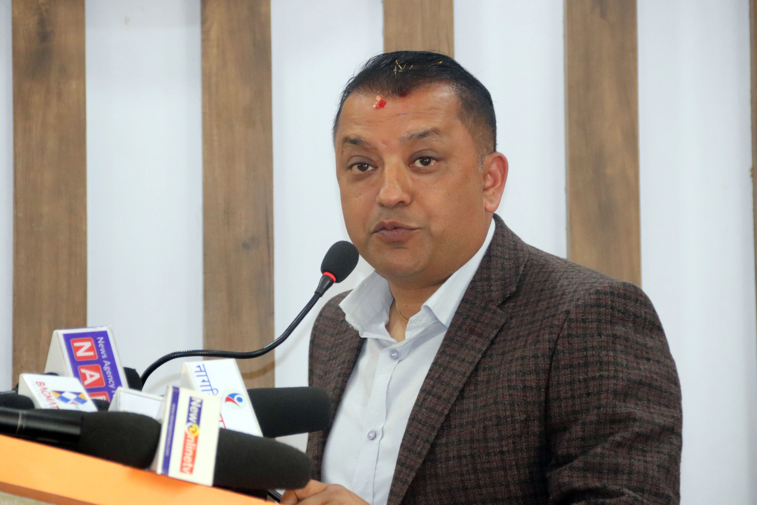 NC General Secy Gagan Thapa calls for investigation of high officials’ assets post-1990