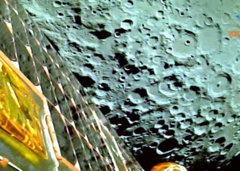 India closes in on Moon landing as Russia also races to Lunar South Pole