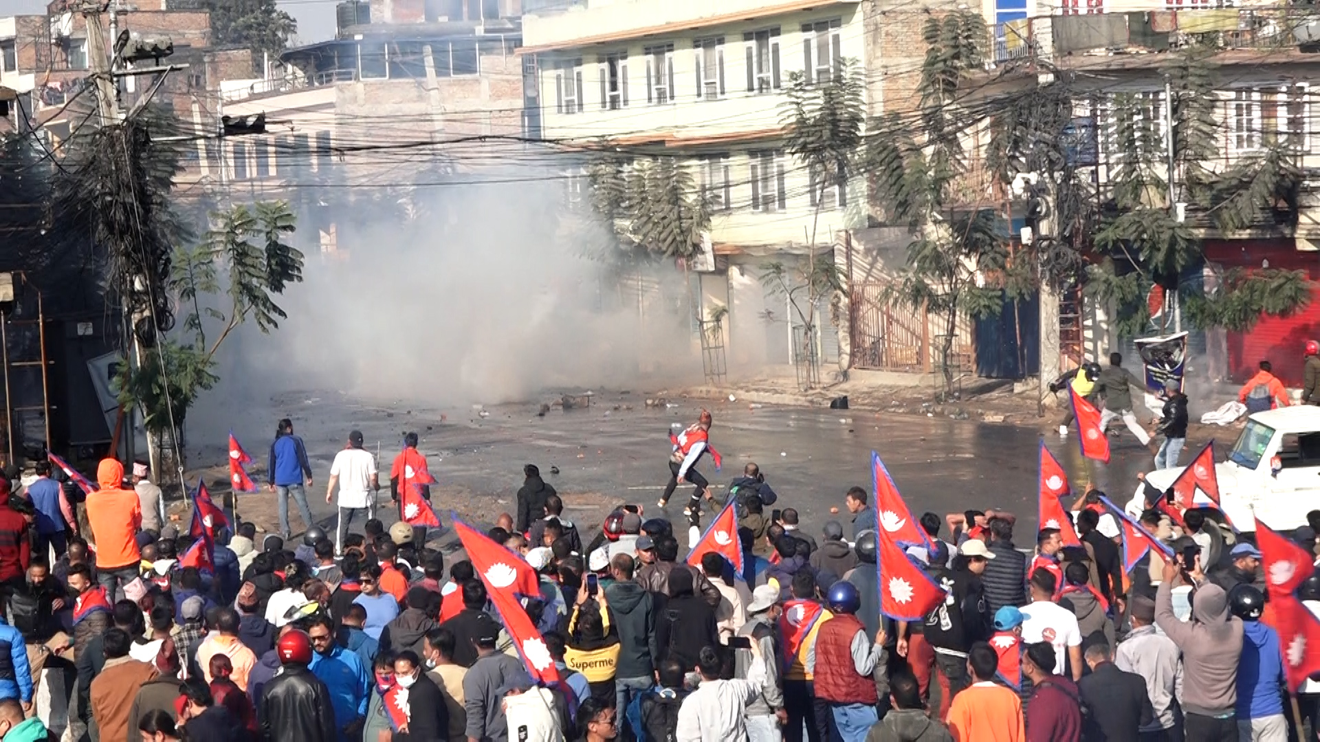 Police fire 159 tear gas shells, 5 rubber bullets in Balkhu protest