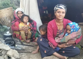 Earthquake survivors face severe cold as govt reconstruction lags