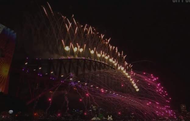 Sydney welcomes in 2024 with spectacular fireworks display (Photos ...