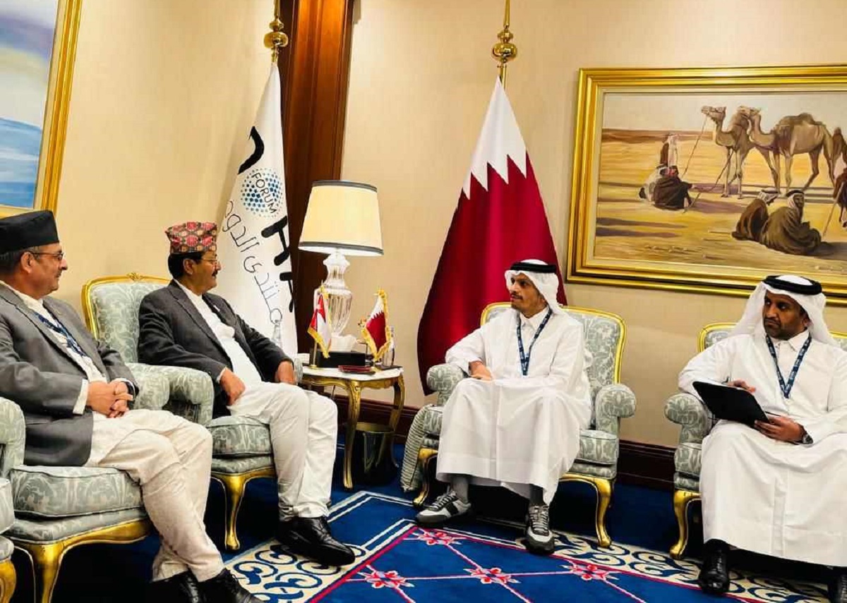 Foreign Minister Saud meets with Qatari PM, requests facilitation for Bipin’s release