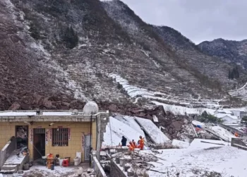 China: At least 11 dead, dozens missing in Yunnan landslide