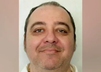 Kenneth Eugene Smith: US inmate faces first nitrogen execution after losing last-minute appeals