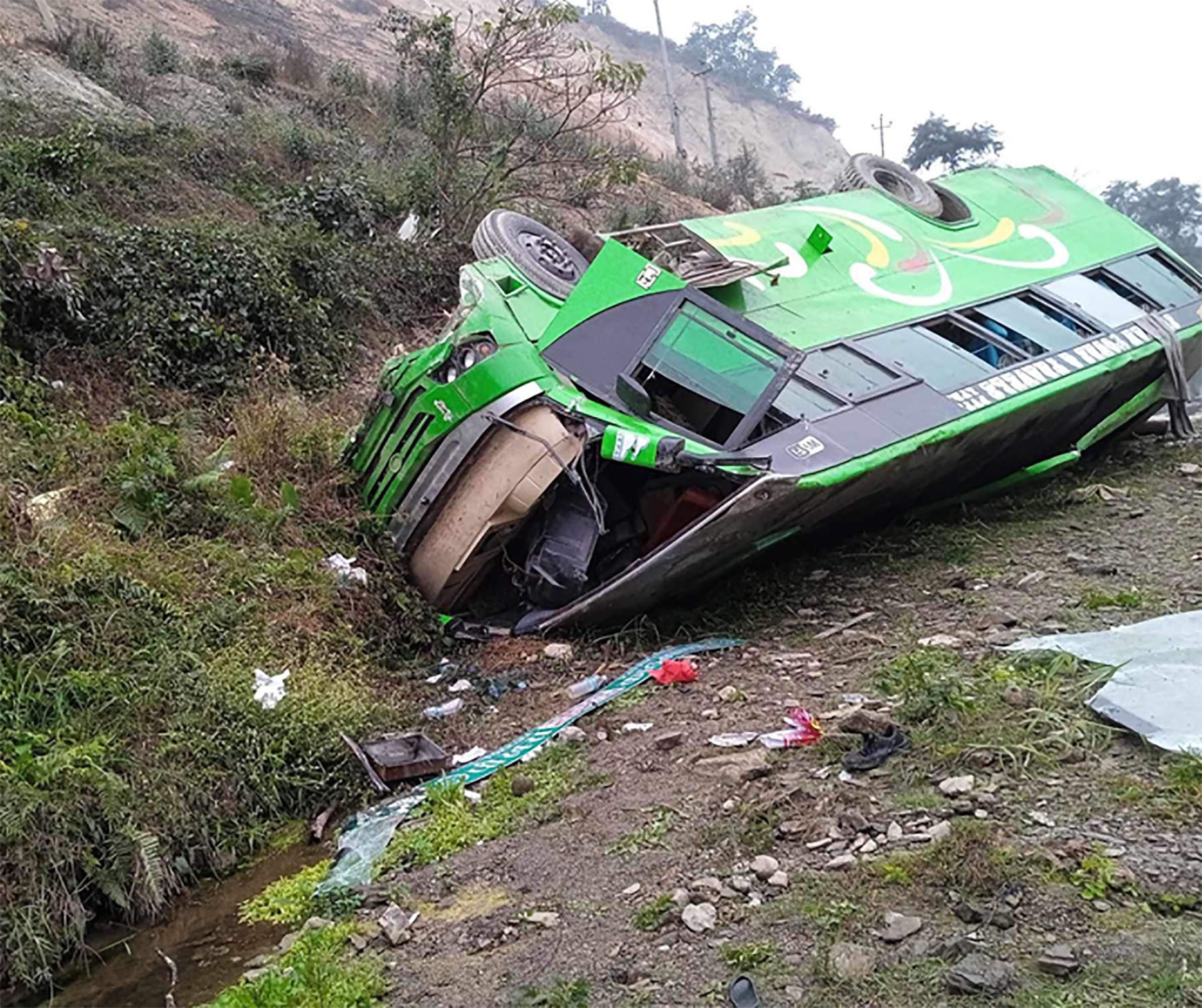 32 injured as bus traveling from Birgunj to Pokhara plunges into river