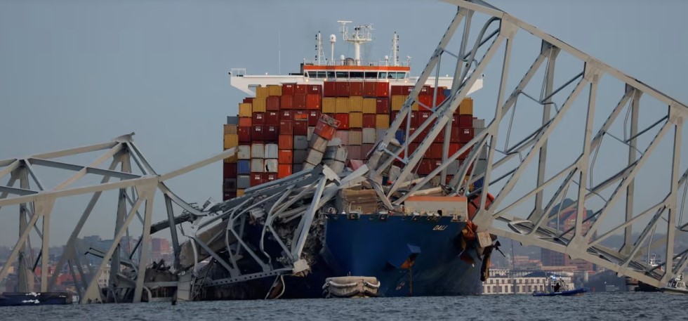 Cargo ship reported losing power before crashing into major US bridge
