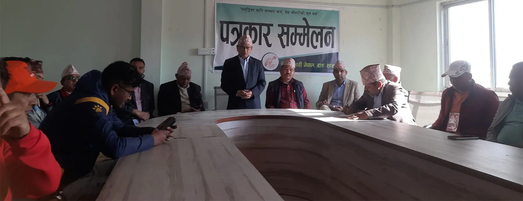 UML leader Gyawali rules out UML-Nepali Congress coalition