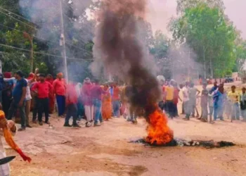 Love affair dispute sparks clashes in Dhanusha, police deploy tear gas