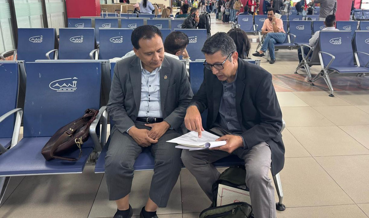 Energy Minister Ghising departs for India, skips VIP lounge